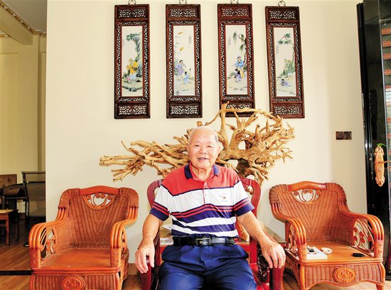 “南药第一人”郑道锦 91岁老人仍在为采种南药奔波