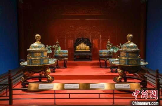 “金琅华灿：张宗宪捐赠掐丝珐琅器展”在上海博物馆举办