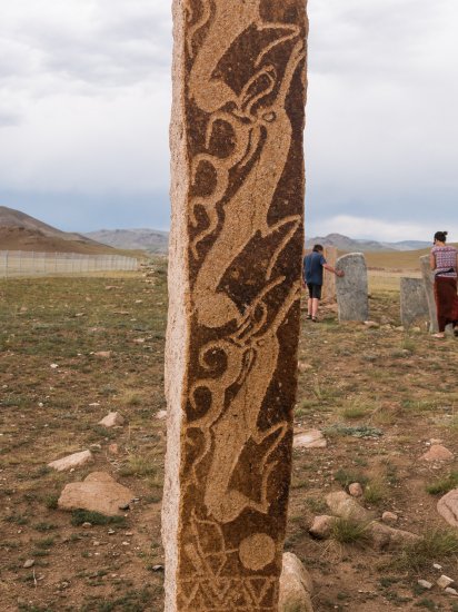 蒙古最神秘的石碑：迄今有3千多年历史，<em>真实用途</em>令专家困惑不已