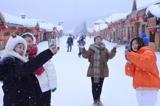 从“怕下雪”到“盼下雪”——“中国雪乡”蜕变记