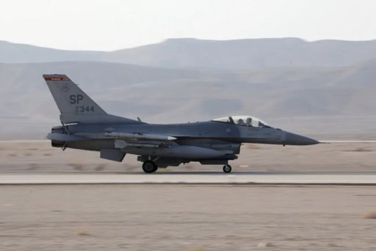 美防长：拜登指示美F-15战机对叙东部一处与<em>伊朗关联</em>设施发动...