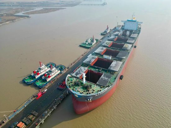 全球首套散货船碳捕集<em>改装项目</em>在江苏启东交付