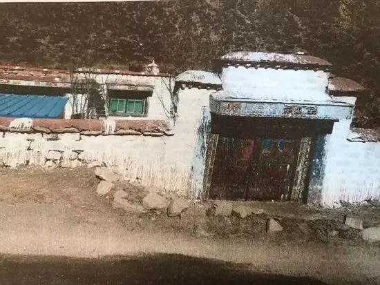 西藏农牧民是怎样通过搬迁改变命运——纪念西藏百万农奴解放65...