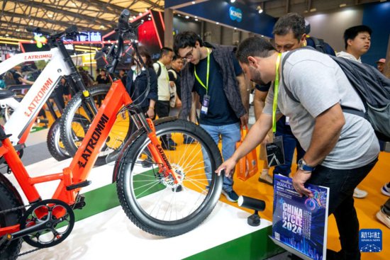 新华全媒+丨2024<em>中国</em>国际自行车展览会开幕