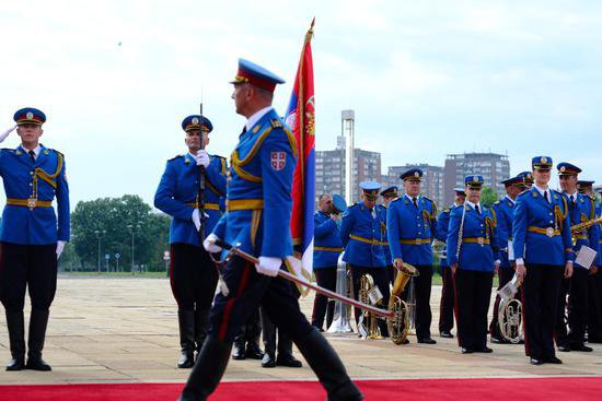高清大图丨访问塞尔维亚 习近平主席受到“最热烈的欢迎”
