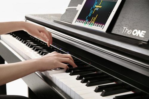 小叶子The ONE智能钢琴评测：软硬件结合，音乐<em>小白学</em>钢琴零...