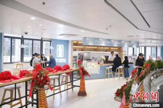 “登陆”台青的事业新版图：在福州医院里开咖啡店