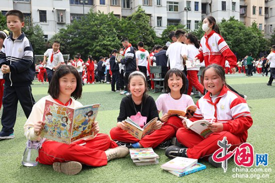 广元：利州区北街小学读书文化节换一种方式与“你”相遇