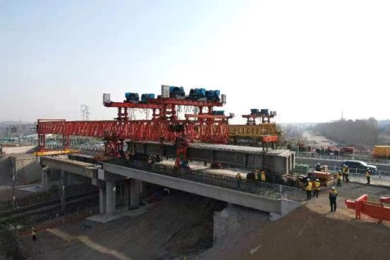 淄博快速路鲁山大道跨胶济铁路旧桥拆除工程完工