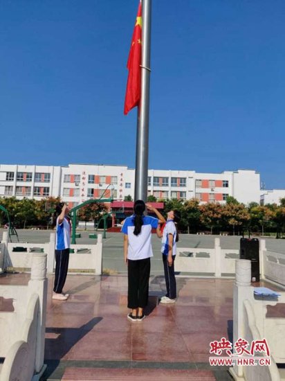 新蔡县实验中学举行2020年秋期开学典礼暨升旗仪式