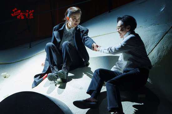 话剧《西哈诺》首演 传递世界戏剧的中国表达