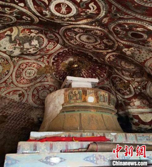 昌都考古调查乃普石窟 尚属西藏迄今唯一功能明确灵塔窟