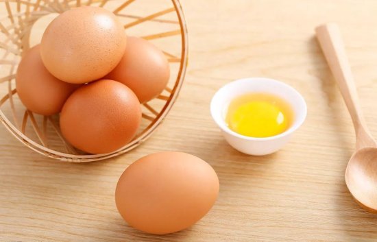 <em>市场上卖的</em>5元一斤和12元一斤的鸡蛋有什么不同？应该选择哪种...