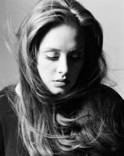 Adele：人们爱她的不完美，更爱她可以自我代入<em>屌丝</em>逆袭的快感