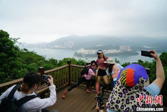 香港不止“居大不易”，还有郊野的山水之乐
