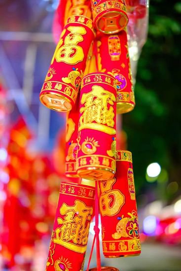 拿捏春节氛围感！温江“半边街”又双叒叕红啦～