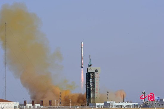 中国成功发射遥感<em>三十七号</em>卫星等3颗卫星