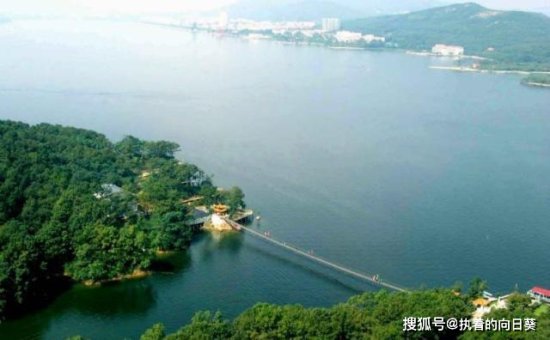 <em>河南省</em>正在修建一条新高速，起点设于荆寨，估算总投资83.2亿