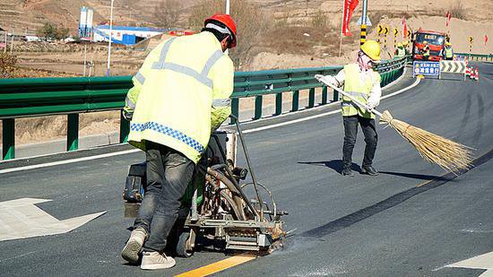 助力乡村振兴 省道205线西安至关庄段公路改扩建工程完工
