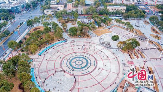海绵科技与城市建设有机融合 广元利州广场海绵项目即将完工