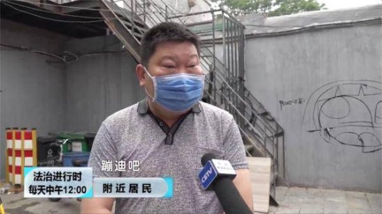 北京：城管拆除违建时发现“燕窝”，采取人性化举措