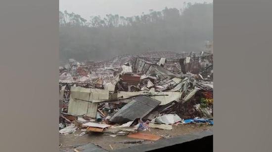 <em>广州白云区</em>龙卷风致5死33伤，现场人员搜救工作已基本完成
