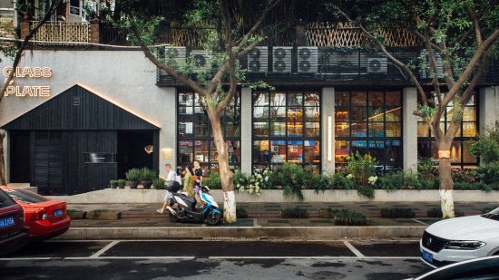 城市更新观察⑦|紫薇路：藏在社区里的重庆“小曼谷”