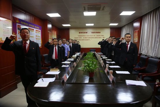 渭南两级法院开展“共学联动”主题党日活动