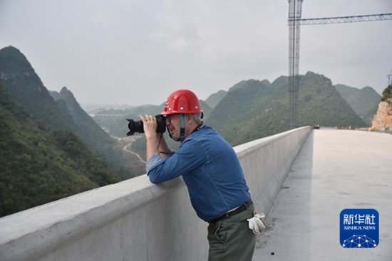 一位法国摄影师眼中的“中国桥梁之魅”