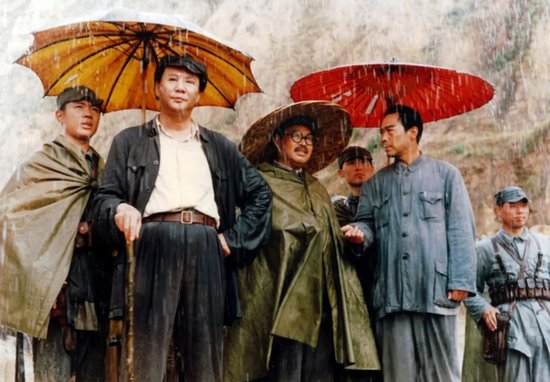 91年，杨尚昆接见《大决战》剧组演员，急切地连问两遍：林彪呢...
