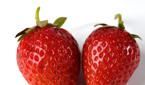 怀孕的老婆想吃40元1斤的<em>草莓</em>，经济<em>一般</em>的男人，该买吗？