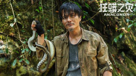 中国版《狂蟒之灾》定档3月1日，密林激战巨蟒 高能惊悚来袭