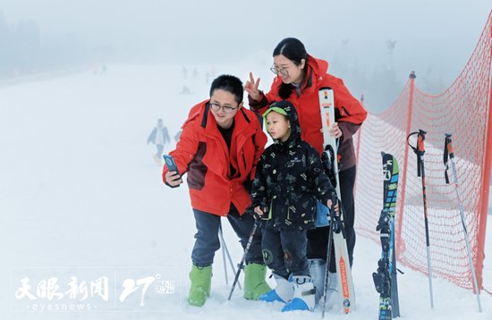 冬游贵州｜贵阳云顶滑雪场：尽享冰雪驰骋快乐 带热周边旅游市场