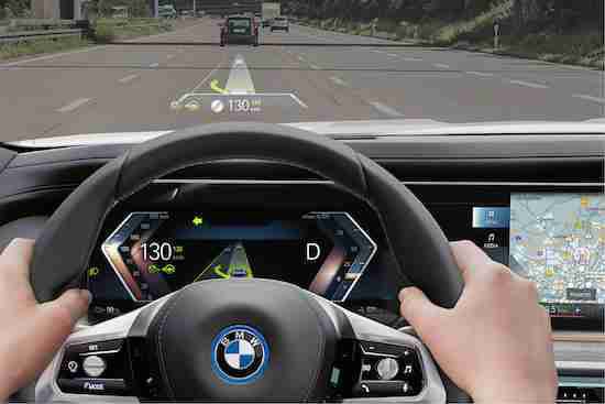 致敬历史 更定义<em>未来</em> BMW<em>新</em>世代概念车带来平视显示技术的量子...