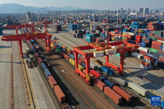 宁波舟山港：2023年集装箱吞吐量同比增长5.85%