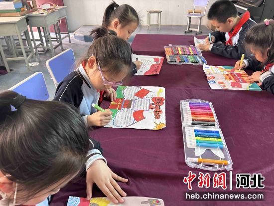 河北鸡泽组织开展全民国家安全教育日宣传教育活动