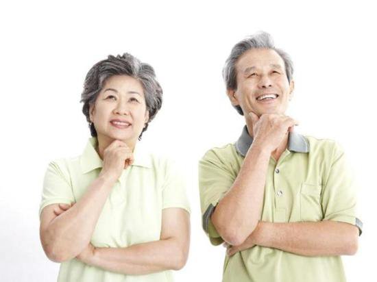 <em>人的寿命</em>越长越好吗？研究发现：其实65岁至70岁的人是最幸福的...