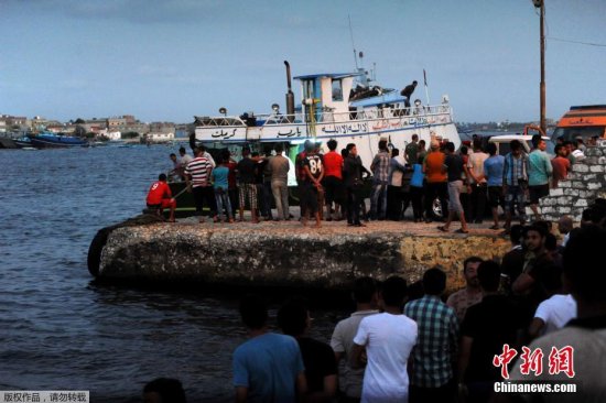 移民<em>船</em>在埃及海岸倾覆 已致数十人遇难