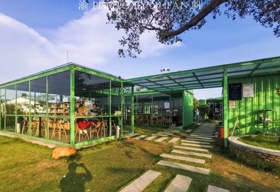 中国<em>最美的乡村</em>书屋，建在田间的玻璃房，已成广东著名网红景点