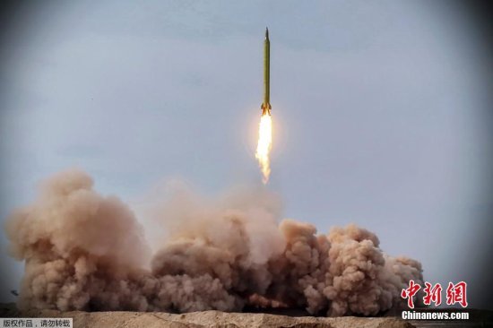 伊朗试射国产弹道导弹 命中1800公里外靶船目标