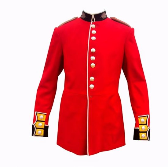 军装中的<em>贵族</em>：英国皇家卫队的红色制服，一件上衣就要五百英镑