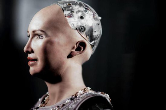 【科普中国<em>军事</em>科技】日新月异的类人机器人会梦见上战场吗？