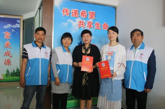 5.12当天<em> 商丘</em>三名护士签订了人体器官捐献协议