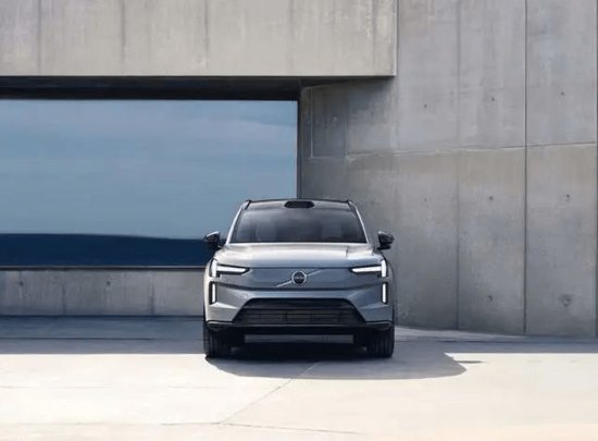 沃尔沃全新旗舰纯电SUV EX90来了，会是传统豪华最后的底线吗...