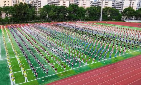 1800名少先队员参与展演！深圳少先队广播体操大赛举行