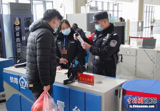春运期间徐州铁警严打各类违法犯罪确保旅客出行安全