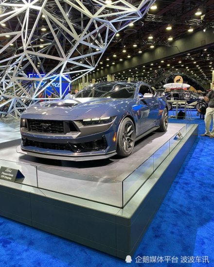 全新福特Mustang实车正式亮相，采用<em>粗犷的</em>外观