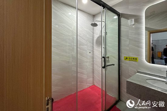 安徽交控集团：一个热水澡 让服务区更像“家”