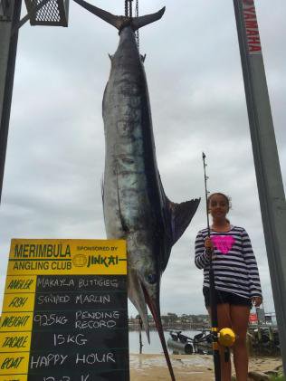 澳大利亚10岁女孩钓上147公斤重<em>旗鱼</em> 打破世界纪录