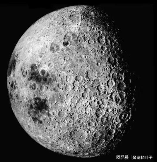终于领悟了中国为何要向全球公开展示“月球<em>高清地图</em>”